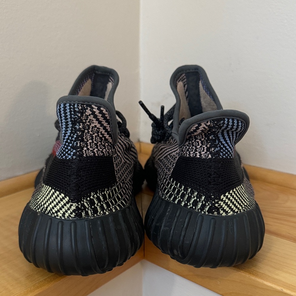 Men’s Adidas Yeezy 350 - Yechiel - Picture 4 of 6